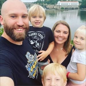 Meet your Posher, Lauren